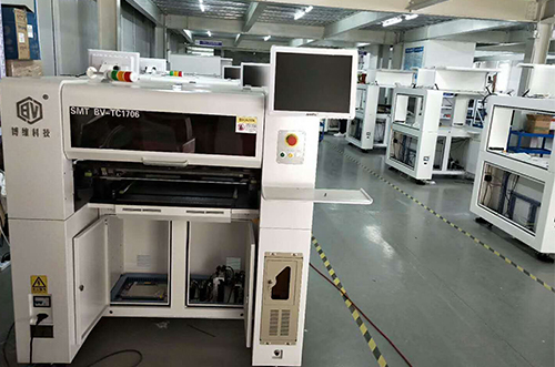 溫州客戶SMT設(shè)備專車(chē)送貨，貨到上門(mén)安裝調(diào)試