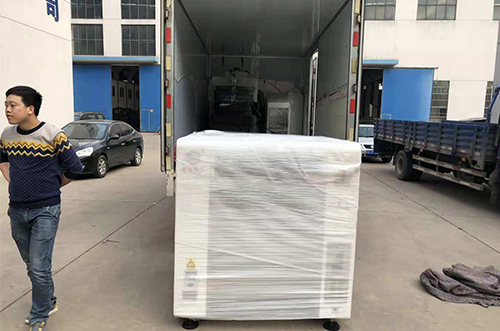 蘇州客戶SMT設(shè)備專車送貨，貨到上門安裝調(diào)試